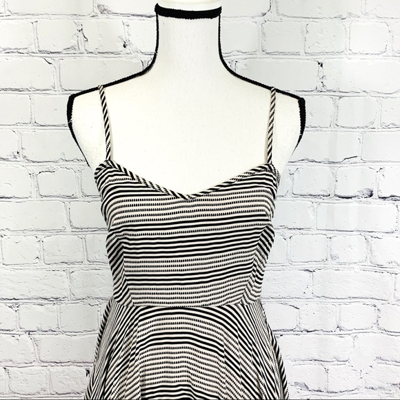 Jack By BB Dakota Dress Sz. 6 - Picture 2 of 6